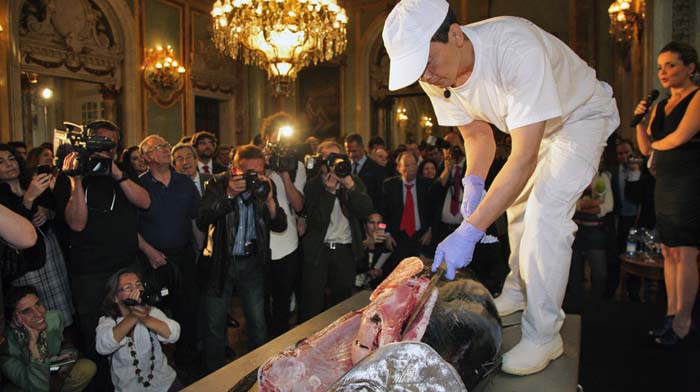 Exhibición de ronqueo en el Casino de Madrid